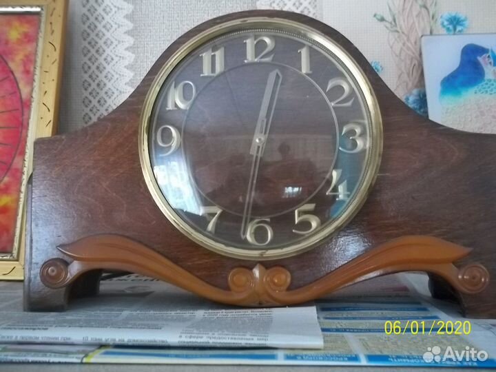 Часы Янтарь настольные с боем