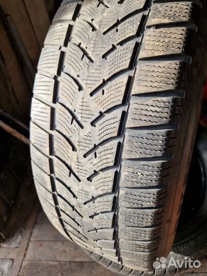 Dunlop Winter Sport 5 SUV 235/60 R18