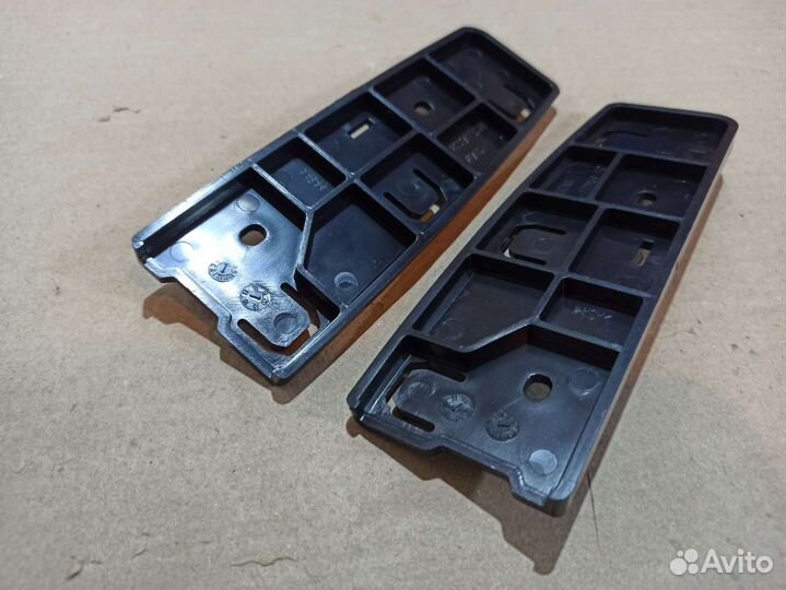 Крепление переднего бампера Ford Transit 2014-2022