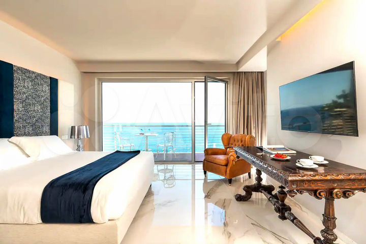 Дом 212 м² на участке 6 сот.