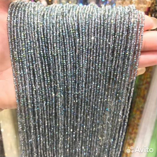 Цветные, хрустальные, граненые бусины 1 мм. нить