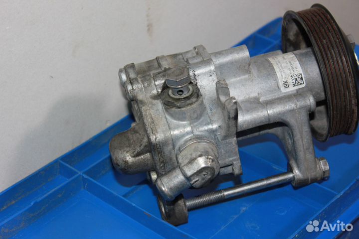 Насос гидроусилителя BMW X5 E70 (2007-2010)