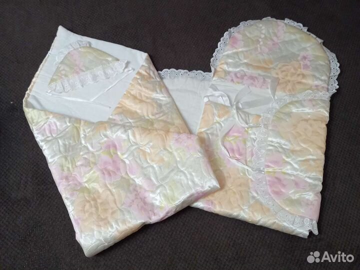 Комплект на выписку для девочки весна осень