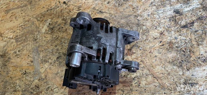 Генератор Volkswagen Golf 5 (2003 - 2009)