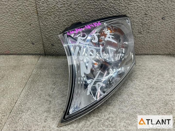 Габарит передний левый mazda MPV