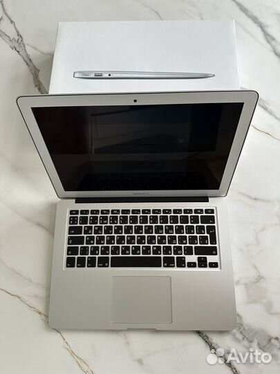 Apple MacBook Air 13