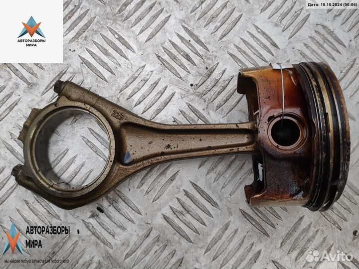 Поршень BMW X5 E53 рест. 2005 7519916