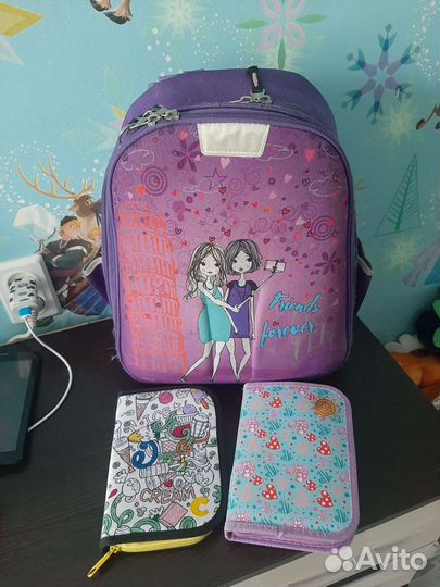 Портфель школьный