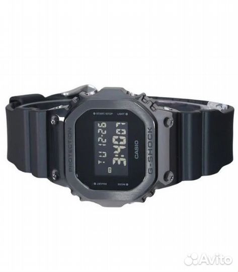 Часы Мужские Casio G-Shock GM-5600UB-1E