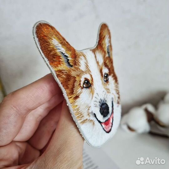 Брошь ручной работы