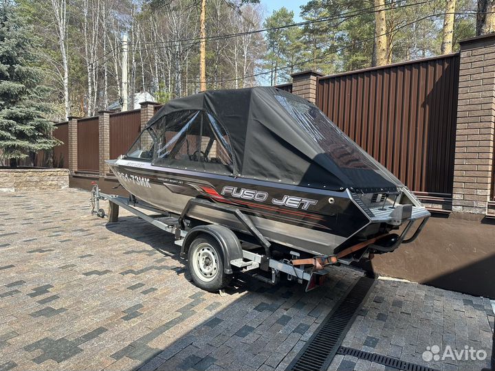 Водометный катер Fuso Jet Fish-565