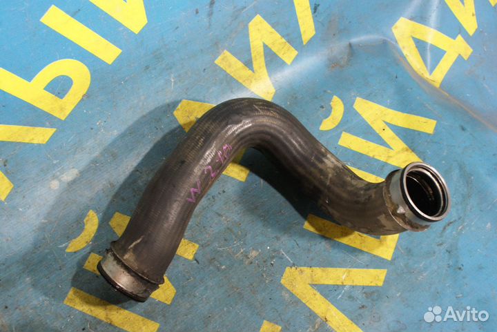Патрубок интеркулера Mercedes-Benz W210