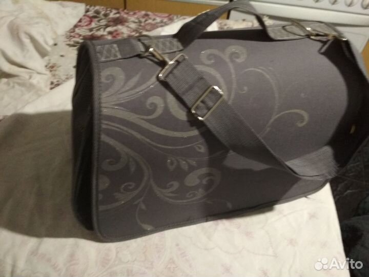 Переноски,домик для кошек,маленьк.средних собак