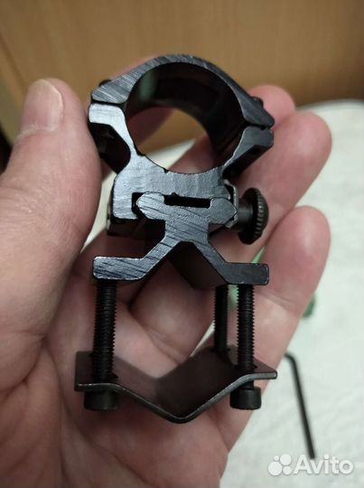 Крепление универсальное