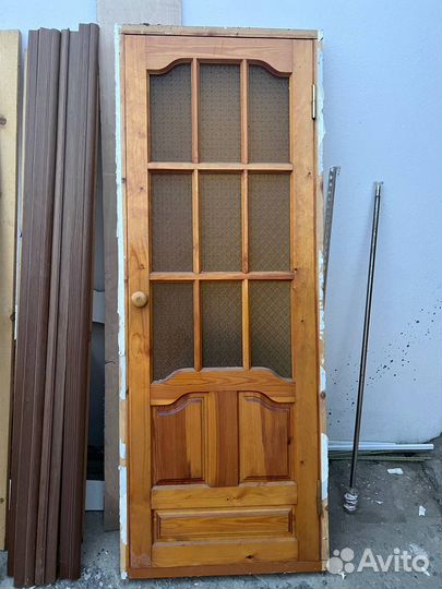 Дверь деревянная бу