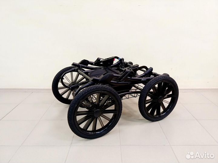 Коляска 2 в 1 Indigo Aveo Classic. /Новая