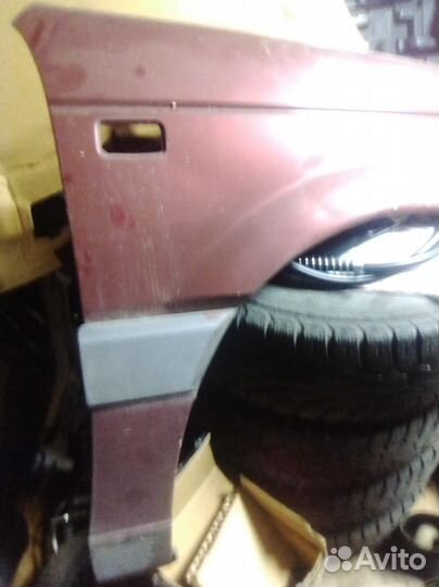 Крыло правое Фольксваген Пассат Б3