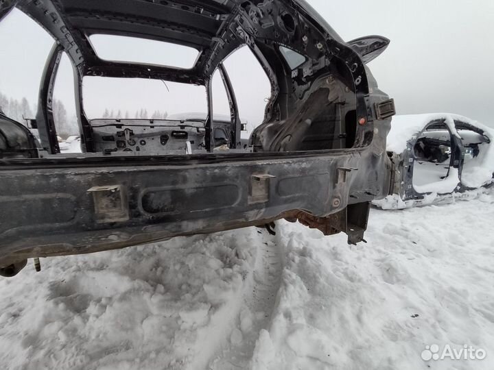 Панель задняя Infiniti Fx 2003-2007