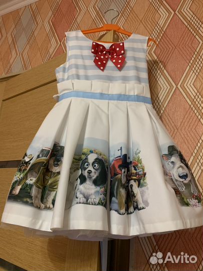 Платье для девочки нарядное 134