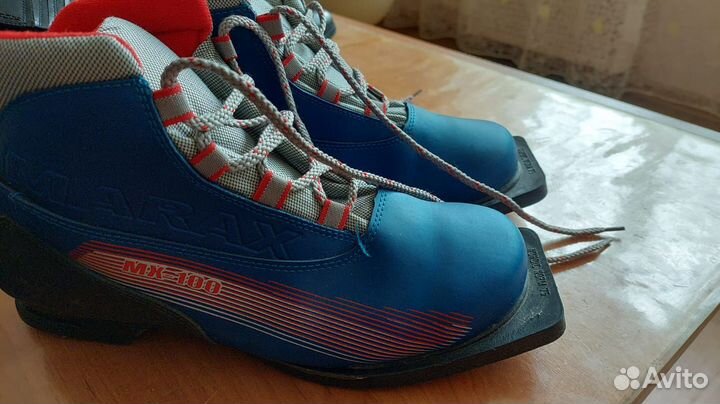 Лыжные ботинки классические 40 размер