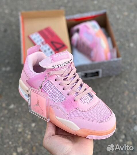 Кроссовки женские Nike Air Jordan 4