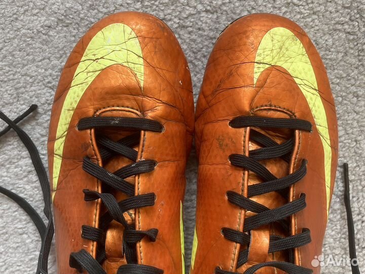 Футбольные бутсы «Найк» 35 размер