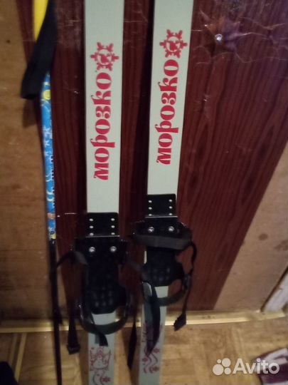 Лыжи детские с палками