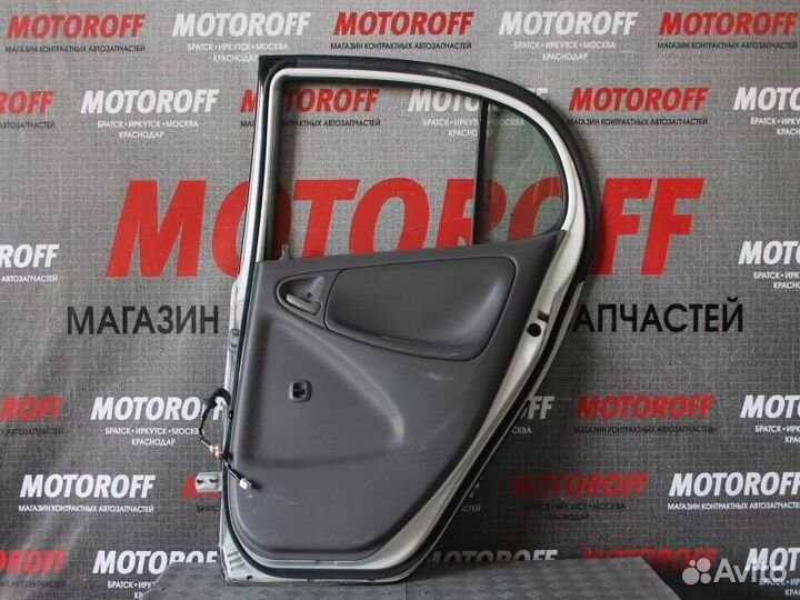 Дверь задняя правая Тойота Платс NCP12 светл А920