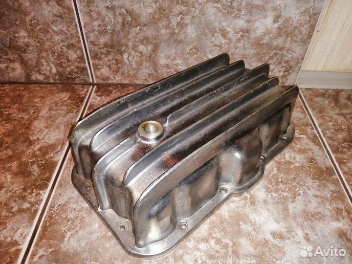 Поддон алюминевый м-ц урал