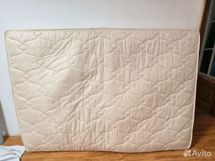 Кровать с матрасом бу