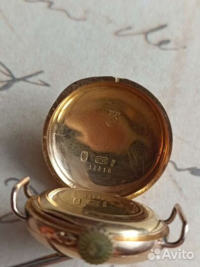 Золотые наручные