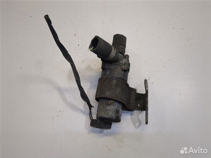 Насос водяной Mercedes Sprinter, 2002