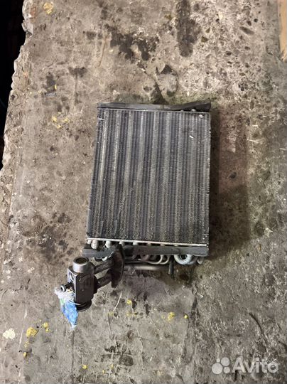 Родиатор печки кондиционера т4