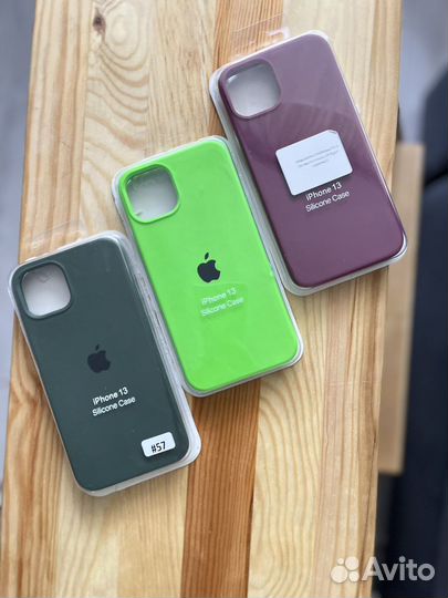 Чехол на iPhone 13