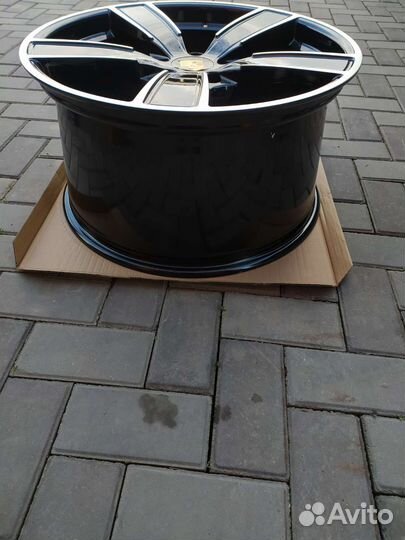 R21/5/130 Porsche Cayenne turbo S, Panamera