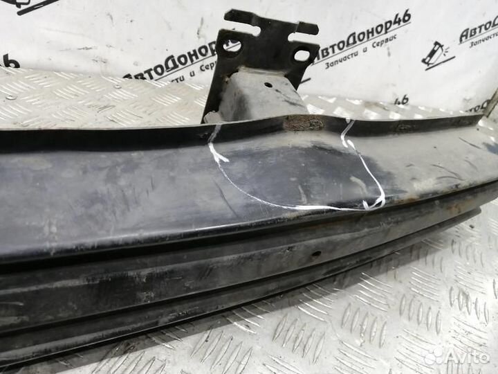 Усилитель переднего бампера Range Rover Sport 1