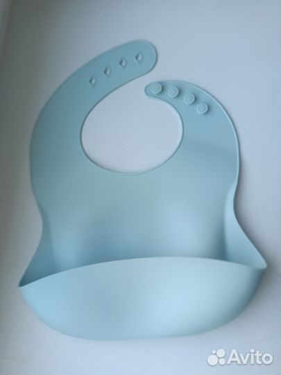 Нагрудник силиконовый