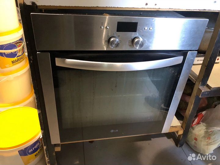 Духовой шкаф