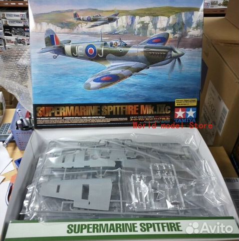 Tamiya 60319 Supermarine Spitfire Mk.IXc