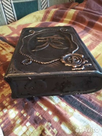 Бутылка подарочная