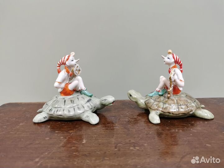 Фигурка фарфор Буратино Золотой ключик Киев СССР