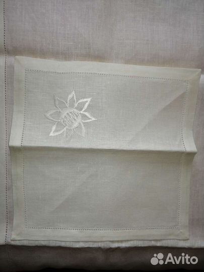 Скатерть льняная с 12 салфетками праздничная