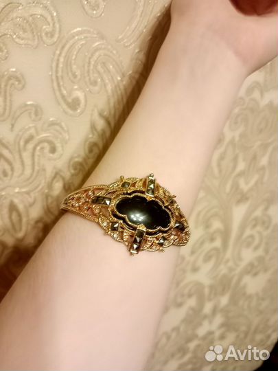 Браслет золотистый