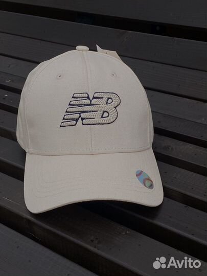 Бейсболка new balance