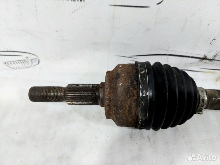 Привод передний левый Grand Cherokee (WH/WK) 2005