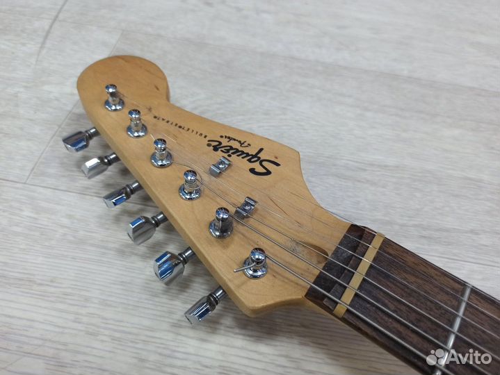 Электрогитара