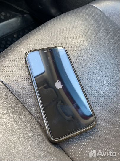 Телефон iPhone xr