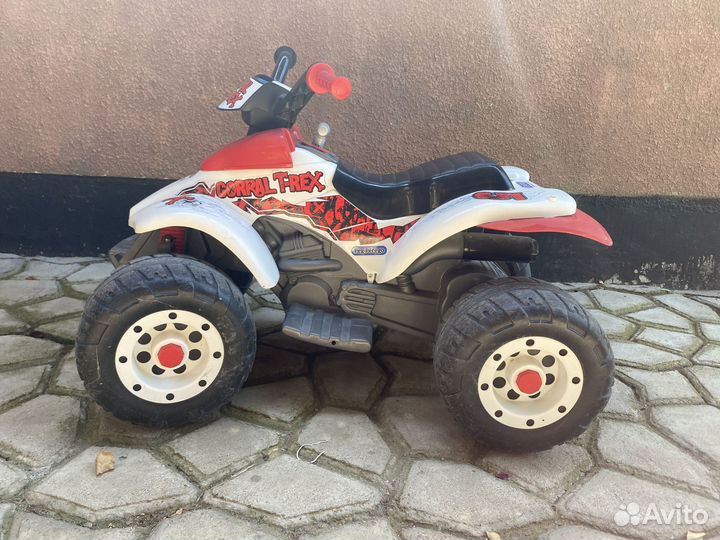 Детский квадроцикл Peg Perego