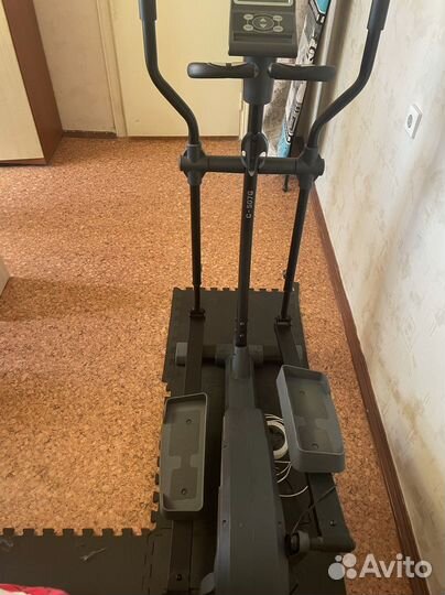 Эллиптический Тренажер torneo