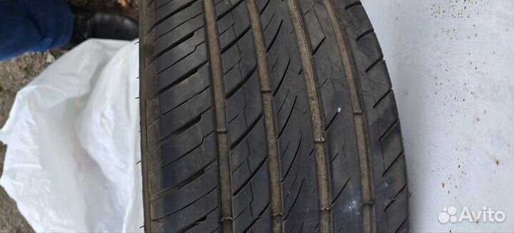 Ovation VI-388 215/55 R17